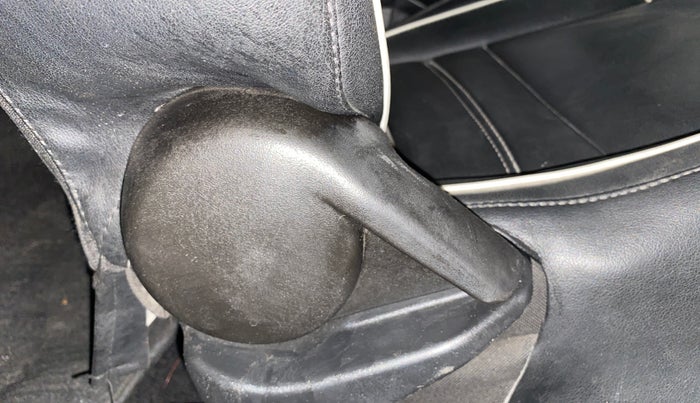 2016 Maruti Baleno DELTA PETROL 1.2, Petrol, Manual, 1,03,055 km, Driver Side Adjustment Panel