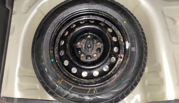 2016 Maruti Baleno DELTA PETROL 1.2, Petrol, Manual, 1,03,055 km, Spare Tyre