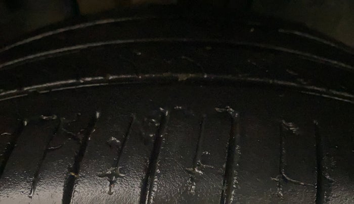 2022 Tata ALTROZ XTA, Petrol, Automatic, 23,180 km, Right Front Tyre Tread