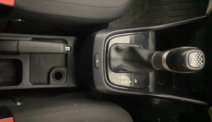 2022 Tata ALTROZ XTA, Petrol, Automatic, 23,180 km, Gear Lever