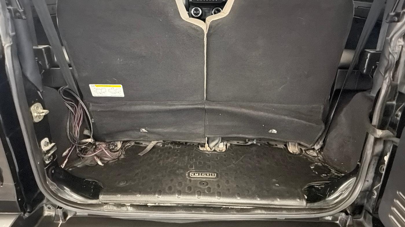 2021 Mahindra Thar LX PETROL HT 4WD AT, Petrol, Automatic, 52,617 km, Boot Inside