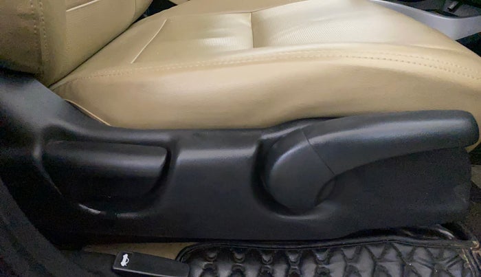 2017 Honda City 1.5L I-VTEC V MT, Petrol, Manual, 62,259 km, Driver Side Adjustment Panel