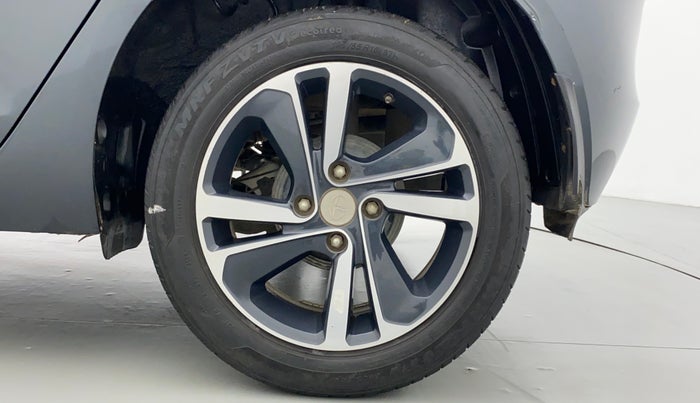 2020 Tata ALTROZ XZ 1.2, Petrol, Manual, 37,921 km, Left Rear Wheel
