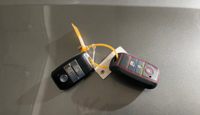 2019 KIA SELTOS HTK PLUS 1.5, Petrol, Manual, 36,269 km, Key Close Up