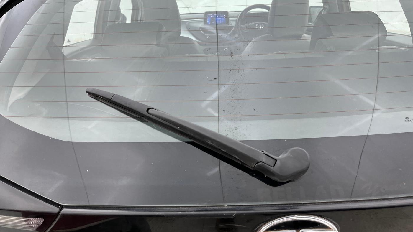 2020 Tata ALTROZ XZ PETROL, Petrol, Manual, 43,742 km, Rear Wiper