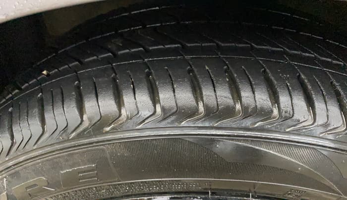2020 Maruti Celerio VXI, Petrol, Manual, 37,414 km, Left Front Tyre Tread