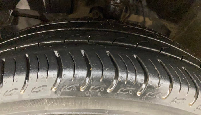 2015 Honda City 1.5L I-VTEC V MT, Petrol, Manual, 35,115 km, Left Front Tyre Tread