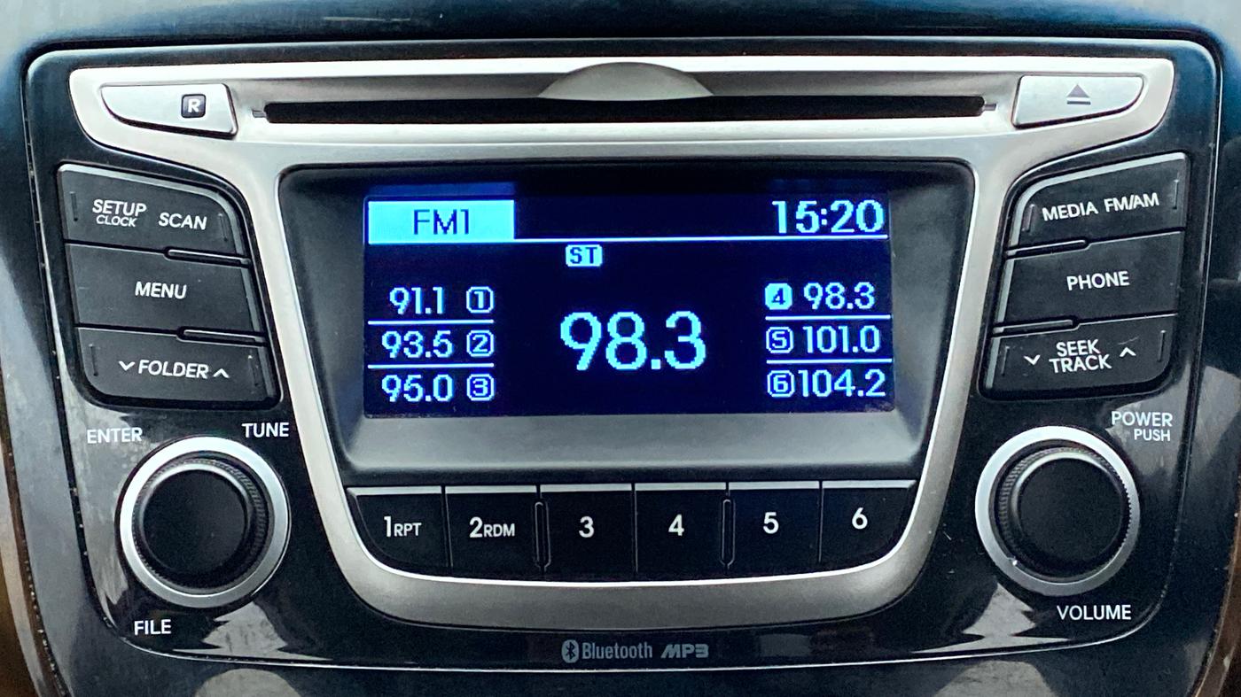 2016 Hyundai Verna FLUIDIC 1.6 VTVT S, Petrol, Manual, 25,370 km, Infotainment System