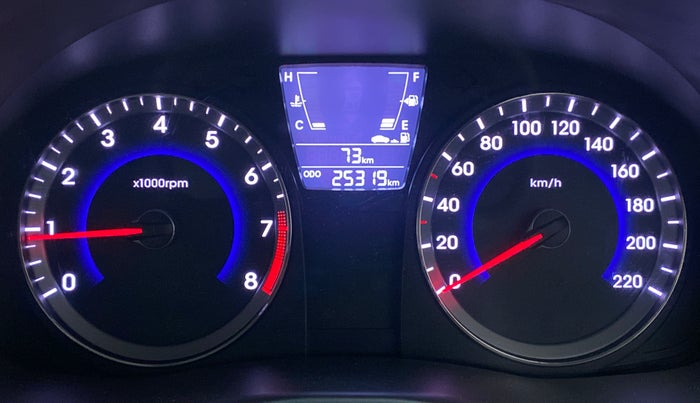 2016 Hyundai Verna FLUIDIC 1.6 VTVT S, Petrol, Manual, 25,370 km, Odometer Image