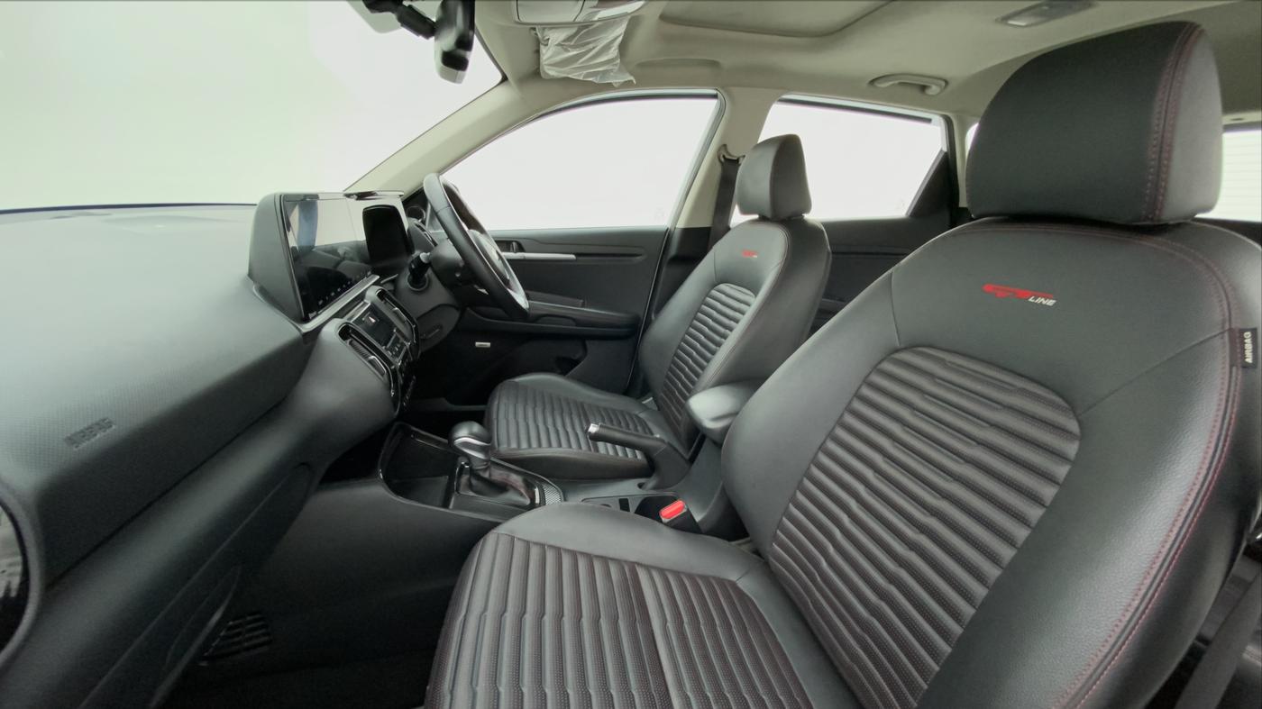 2020 KIA SONET GTX PLUS DCT 1.0, Petrol, Automatic, 24,809 km, Right Side Front Door Cabin