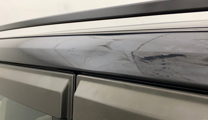 2016 Mahindra TUV300 T8, Diesel, Manual, 75,589 km, Right B pillar - Slightly dented