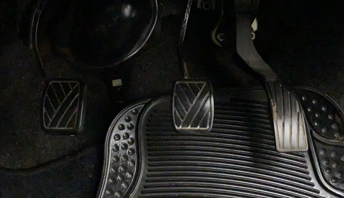 2011 Maruti Swift Dzire VXI, Petrol, Manual, 64,058 km, Pedals