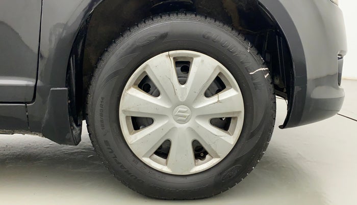 2011 Maruti Swift Dzire VXI, Petrol, Manual, 64,058 km, Right Front Wheel
