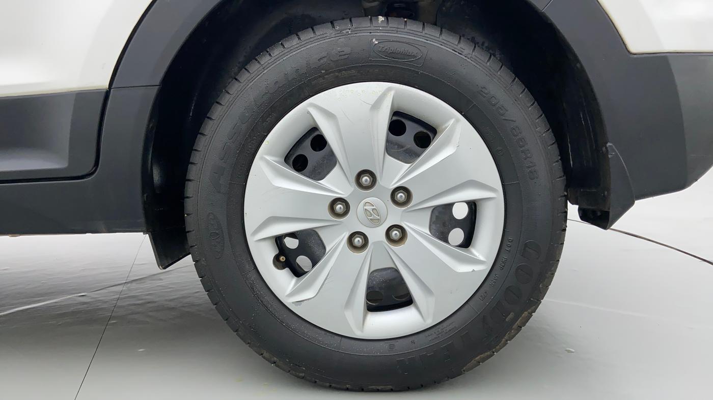 2016 Hyundai Creta BASE 1.6 PETROL, Petrol, Manual, 1,15,873 km, Left Rear Wheel