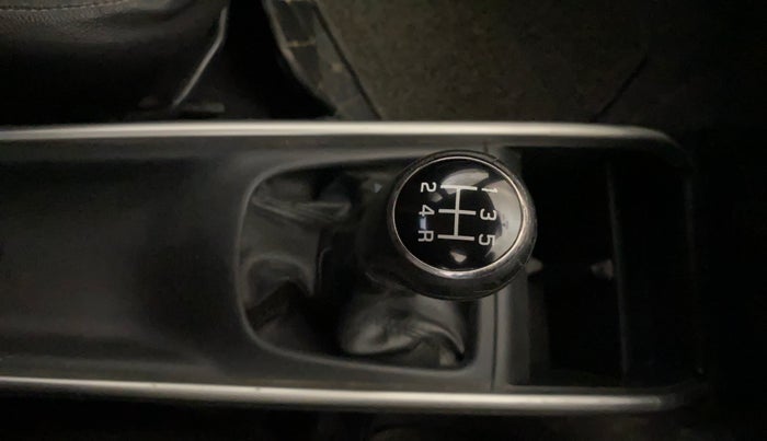 2018 Maruti Baleno DELTA PETROL 1.2, Petrol, Manual, 61,750 km, Gear Lever