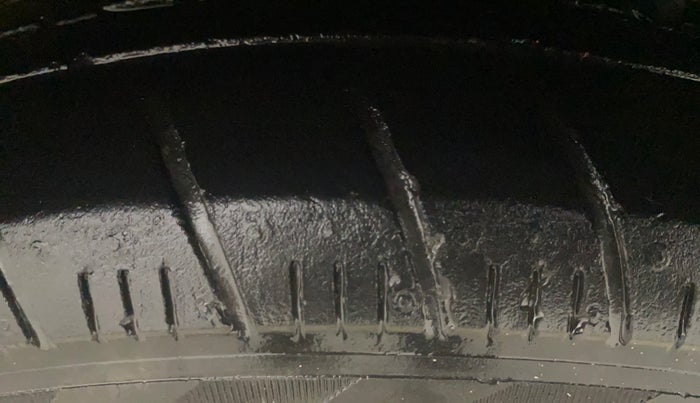 2016 Hyundai Grand i10 ASTA AT 1.2 KAPPA VTVT, Petrol, Automatic, 52,424 km, Left Rear Tyre Tread