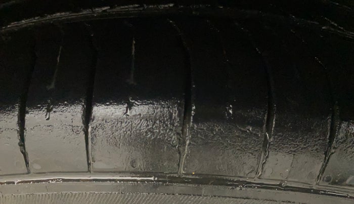 2016 Hyundai Grand i10 ASTA AT 1.2 KAPPA VTVT, Petrol, Automatic, 52,424 km, Right Front Tyre Tread