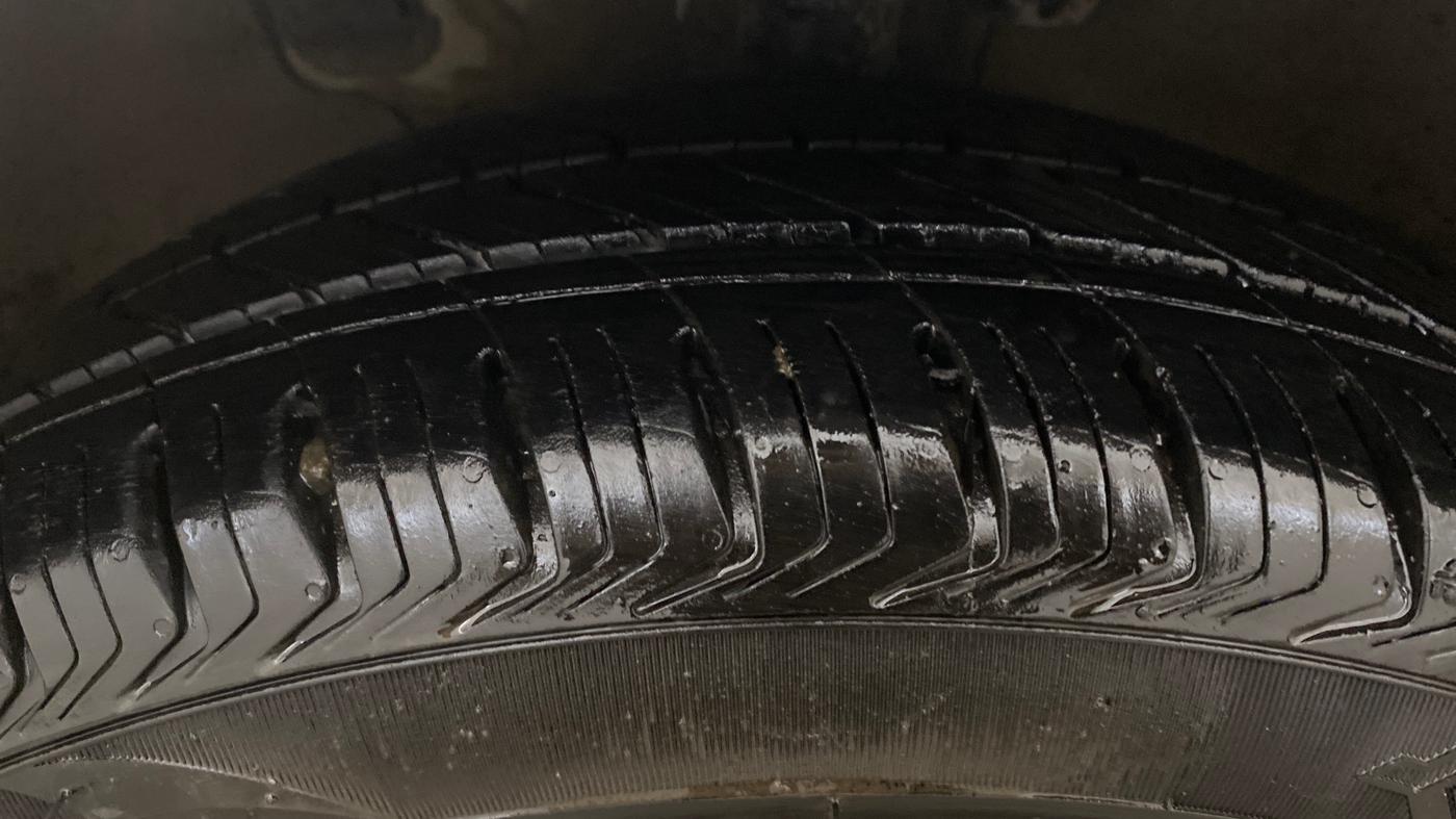 2018 Hyundai Verna 1.6 VTVT SX (O) AT, Petrol, Automatic, 35,642 km, Left Front Tyre Tread