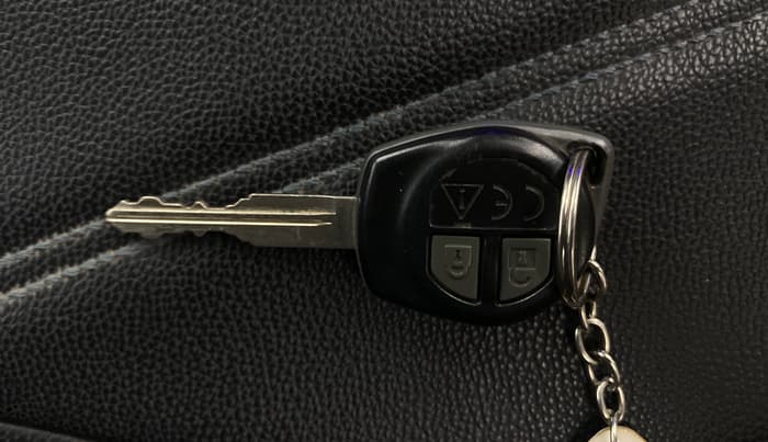 2021 Maruti Swift VXI, Petrol, Manual, 68,300 km, Key Close Up