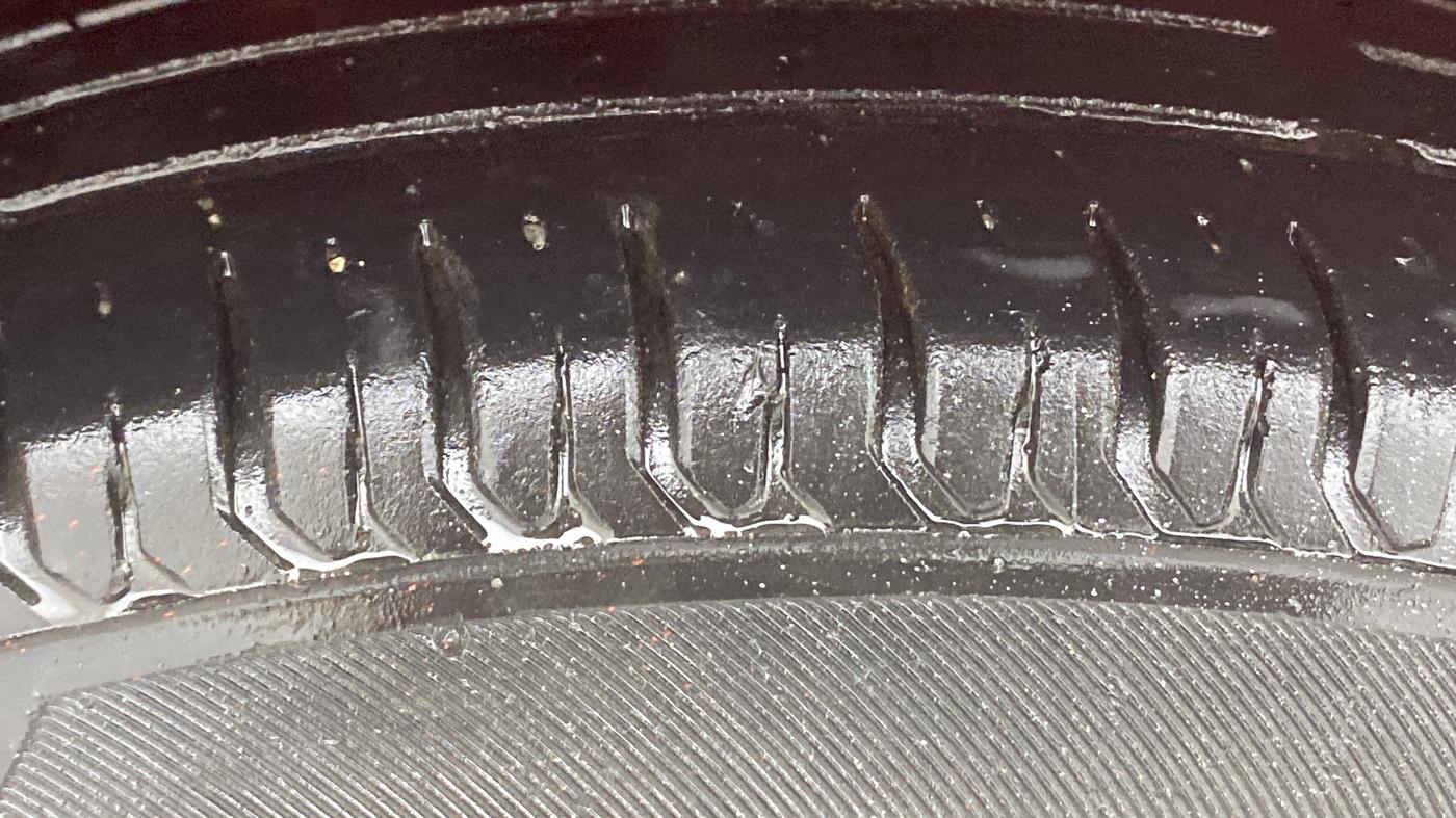 2021 Maruti Swift VXI, Petrol, Manual, 68,307 km, Right Rear Tyre Tread