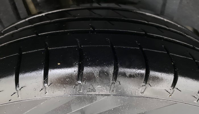 2019 Maruti Ertiga ZDI PLUS 1.5 DIESEL, Diesel, Manual, 98,610 km, Right Rear Tyre Tread