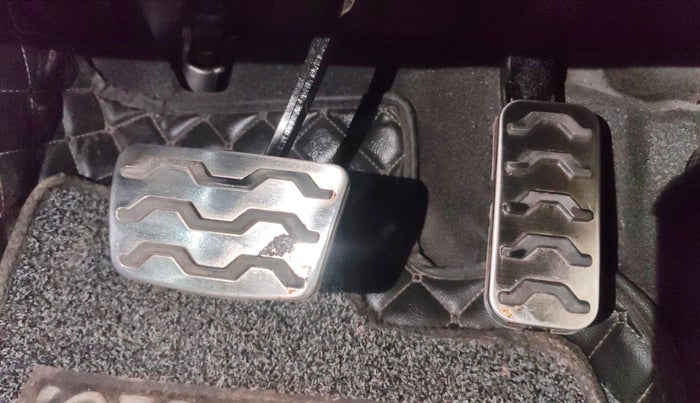 2023 KIA SELTOS  X LINE 1.5 TURBO PETROL DCT, Petrol, Automatic, 18,345 km, Pedals