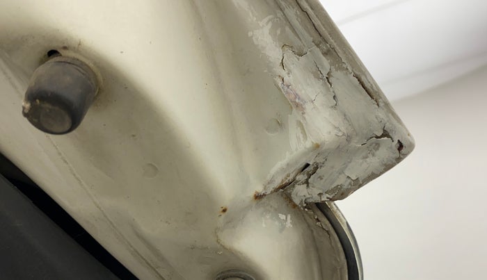 2011 Maruti Swift LXI, Petrol, Manual, 65,170 km, Dicky (Boot door) - Slightly rusted