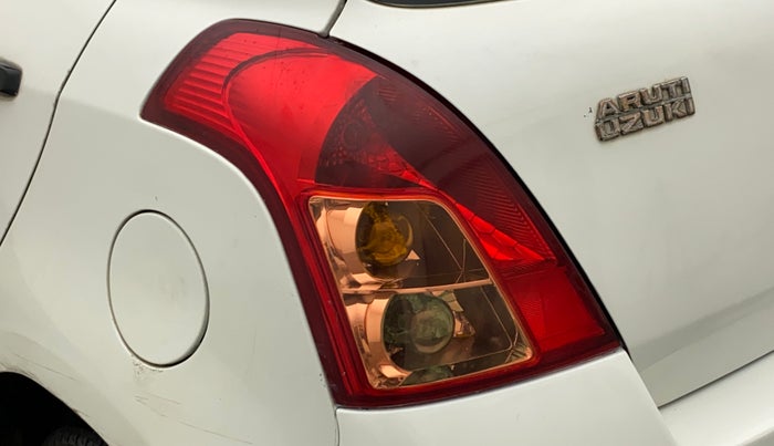 2011 Maruti Swift LXI, Petrol, Manual, 65,170 km, Left tail light - Minor scratches