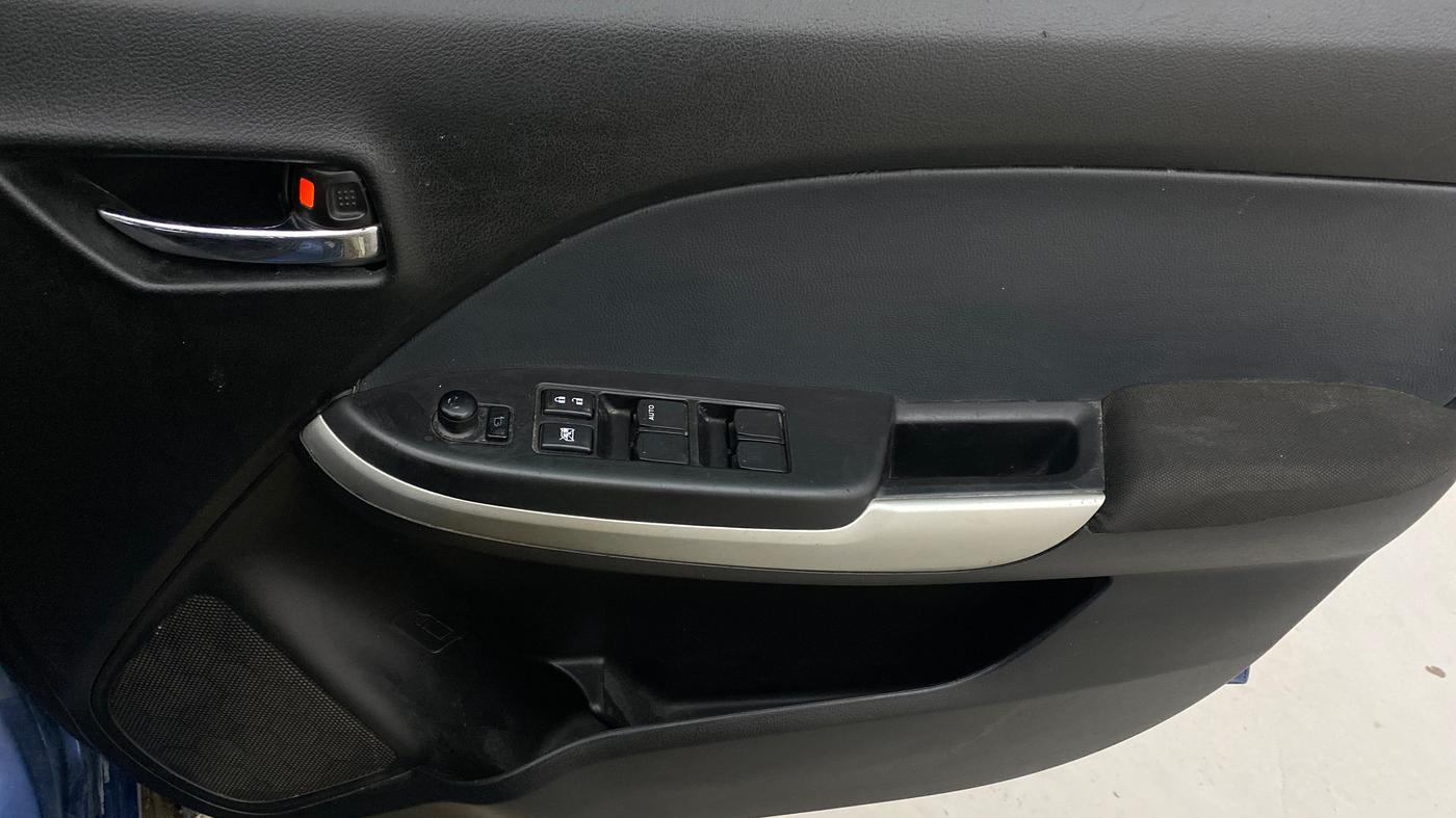 2017 Maruti Baleno ZETA DIESEL 1.3, Diesel, Manual, 75,424 km, Driver Side Door Panels Control