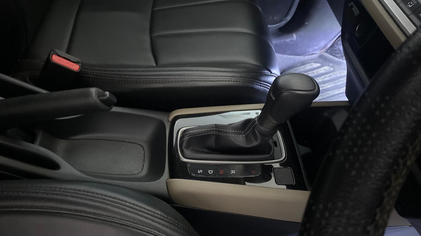 2023 Honda ELEVATE V CVT, Petrol, Automatic, 21,013 km, Gear Lever