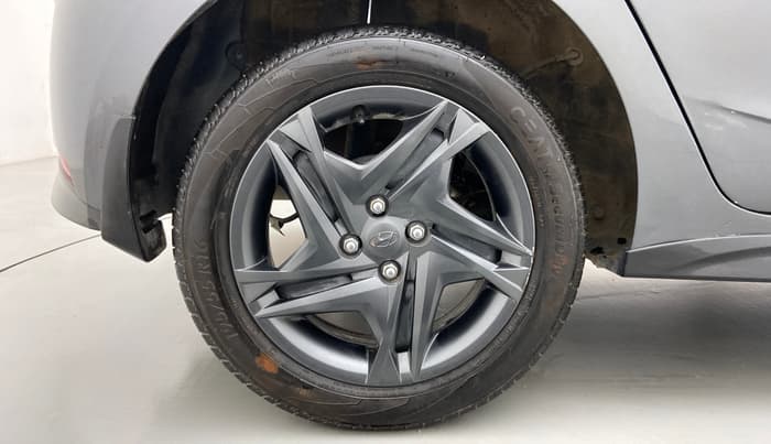 2022 Hyundai NEW I20 SPORTZ 1.5 MT, Diesel, Manual, 6,492 km, Right Rear Wheel