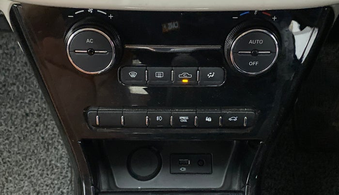 2020 Tata NEXON XZA PLUS SUNROOF PETROL, Petrol, Automatic, 10,483 km, Automatic Climate Control