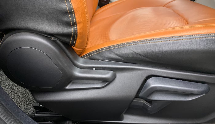 2020 Tata NEXON XZA PLUS SUNROOF PETROL, Petrol, Automatic, 10,483 km, Driver Side Adjustment Panel