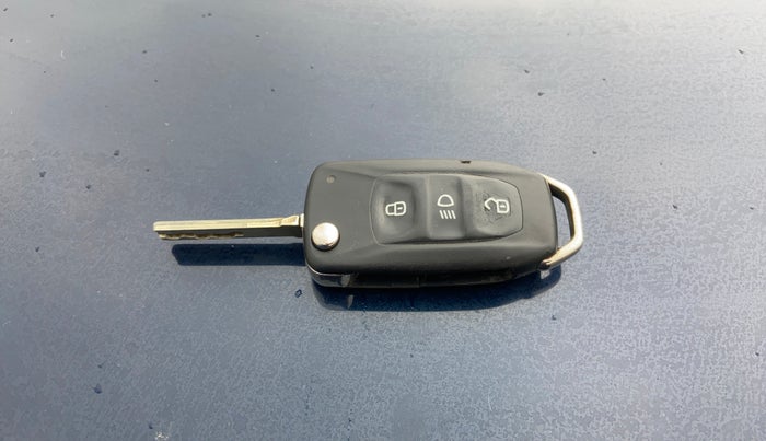 2019 Tata TIGOR XZA PLUS PETROL, Petrol, Automatic, 31,263 km, Key Close Up