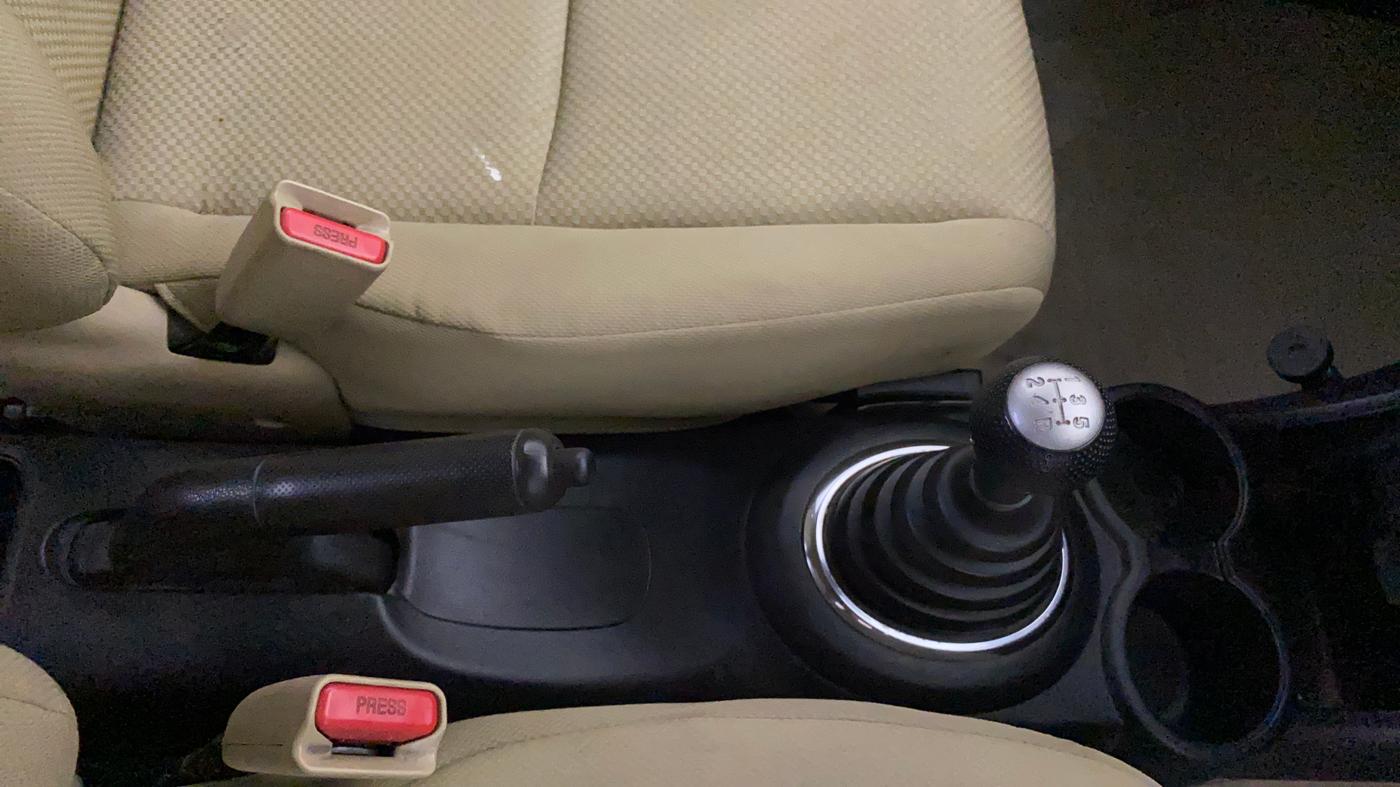 2014 Honda Brio E MT, Petrol, Manual, 42,550 km, Gear Lever