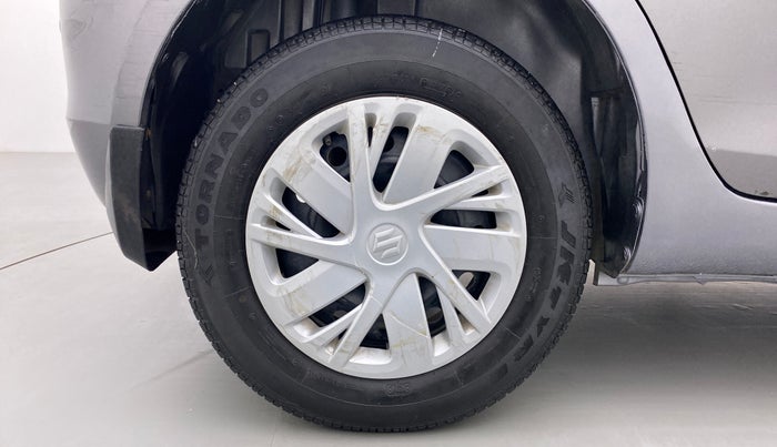 2017 Maruti Swift VXI D, Petrol, Manual, 25,009 km, Right Rear Wheel