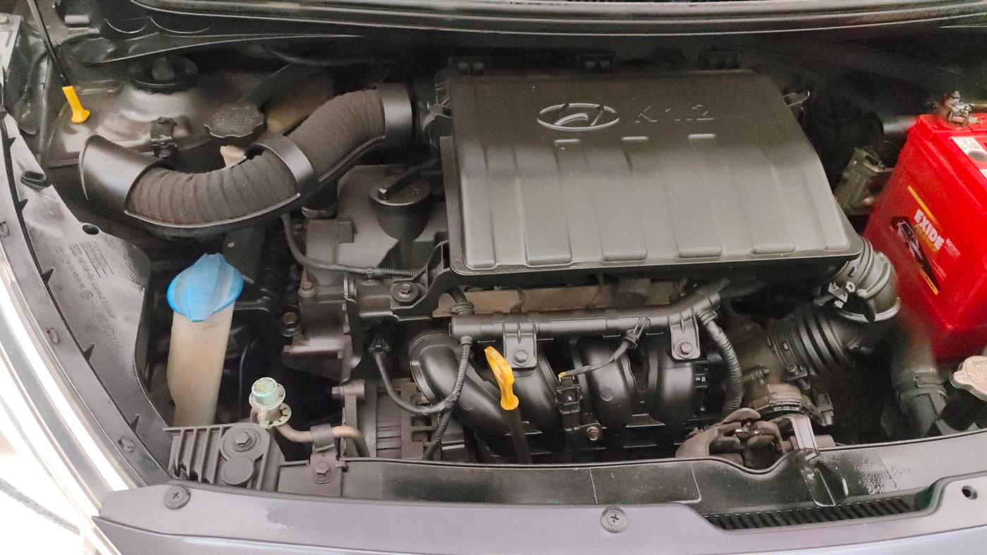 2014 Hyundai Grand i10 SPORTZ 1.2 KAPPA VTVT, Petrol, Manual, 80,957 km, Engine View - Right