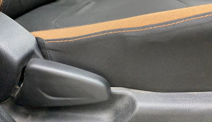 2018 Renault Kwid CLIMBER 1.0 AMT, Petrol, Automatic, 63,286 km, Driver Side Adjustment Panel