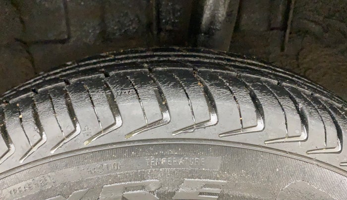 2018 Renault Kwid CLIMBER 1.0 AMT, Petrol, Automatic, 63,286 km, Left Rear Tyre Tread