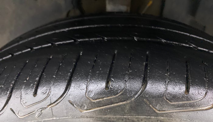 2021 Tata ALTROZ XZ 1.5 RTQ, Diesel, Manual, 28,903 km, Left Front Tyre Tread