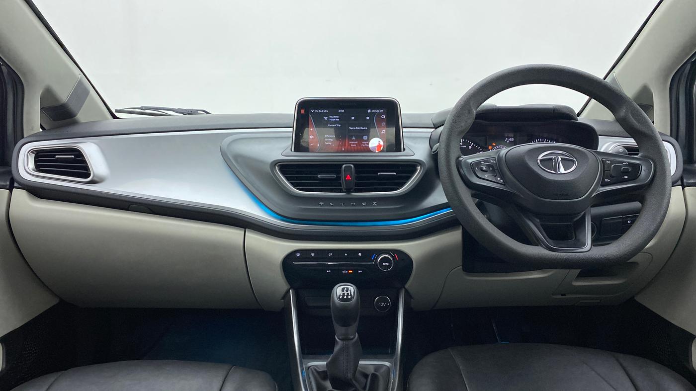 2021 Tata ALTROZ XZ 1.5 RTQ, Diesel, Manual, 28,903 km, Dashboard