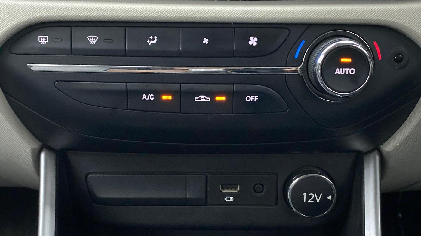 2021 Tata ALTROZ XZ 1.5 RTQ, Diesel, Manual, 28,903 km, Automatic Climate Control