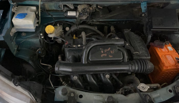 2022 Renault Kwid CLIMBER 1.0 AMT (O) DUAL TONE, Petrol, Automatic, 36,818 km, Engine View - Right