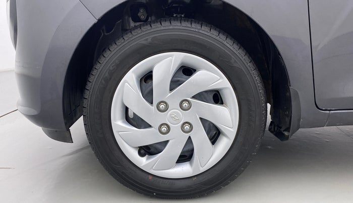 2022 Hyundai NEW SANTRO SPORTZ AMT, Petrol, Automatic, 4,666 km, Left Front Wheel