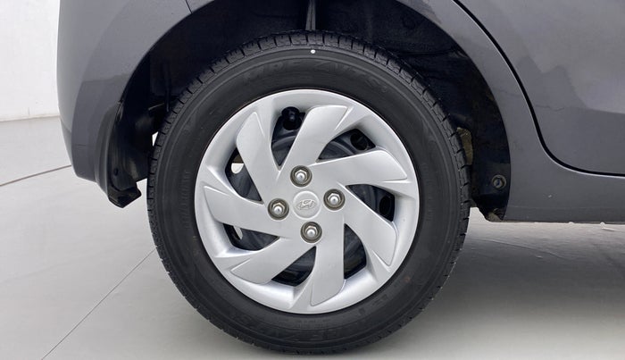 2022 Hyundai NEW SANTRO SPORTZ AMT, Petrol, Automatic, 4,666 km, Right Rear Wheel