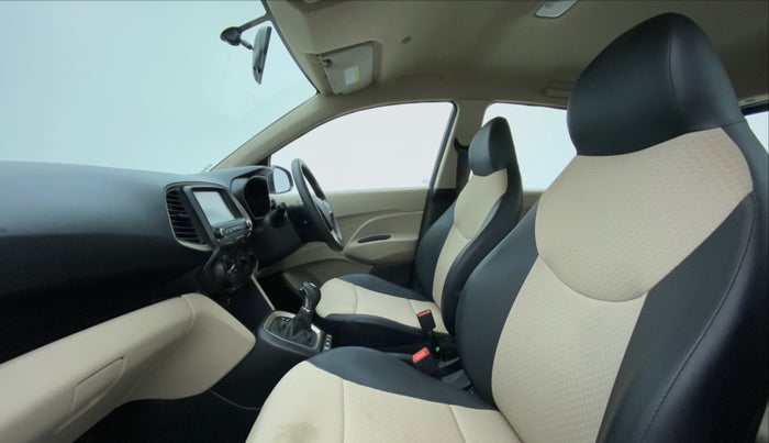 2022 Hyundai NEW SANTRO SPORTZ AMT, Petrol, Automatic, 4,666 km, Right Side Front Door Cabin