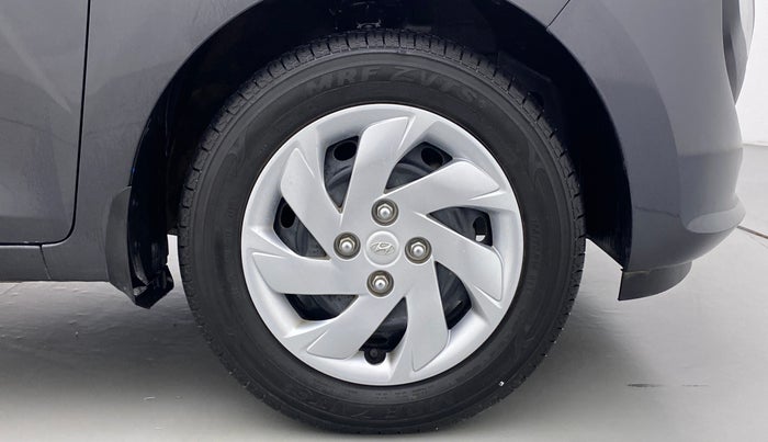 2022 Hyundai NEW SANTRO SPORTZ AMT, Petrol, Automatic, 4,666 km, Right Front Wheel