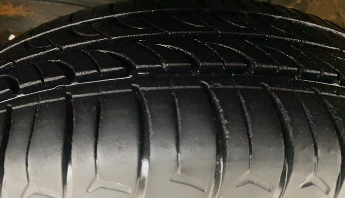 2019 Maruti S PRESSO VXI+, Petrol, Manual, 97,239 km, Left Front Tyre Tread