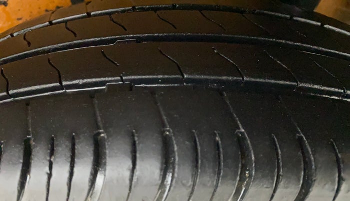 2019 Maruti S PRESSO VXI+, Petrol, Manual, 97,239 km, Left Rear Tyre Tread