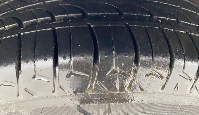 2014 Hyundai Grand i10 ASTA 1.2 KAPPA VTVT, Petrol, Manual, 85,456 km, Left Front Tyre Tread